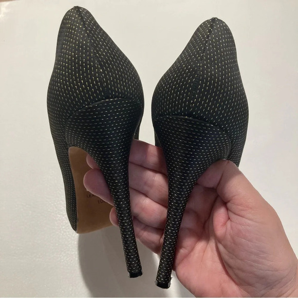 BADGLEY MISCHKA Sz 10 Jewelled Diamond Toe Cap Gold Specs 5”  Heels Pumps - Picture 6 of 13